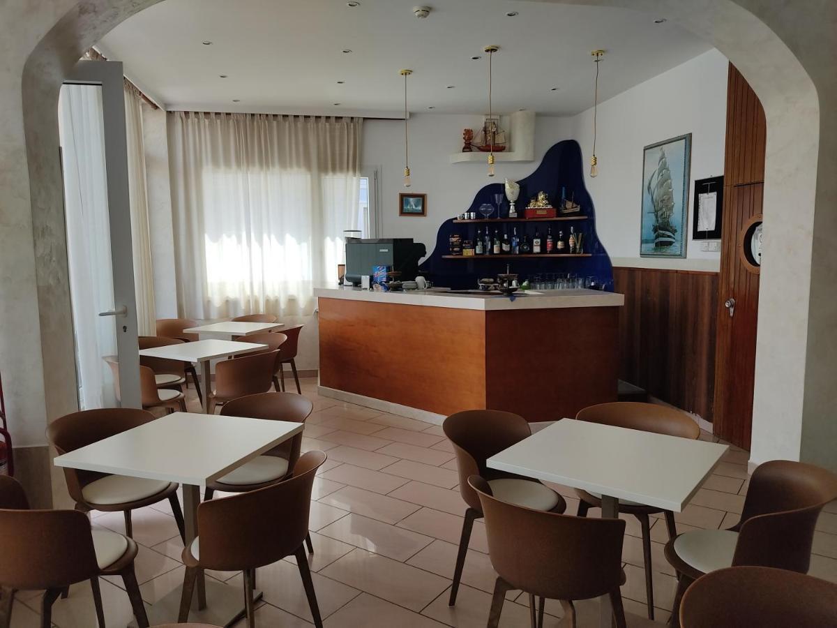 Hotel Alexander Resort Rimini Exterior photo