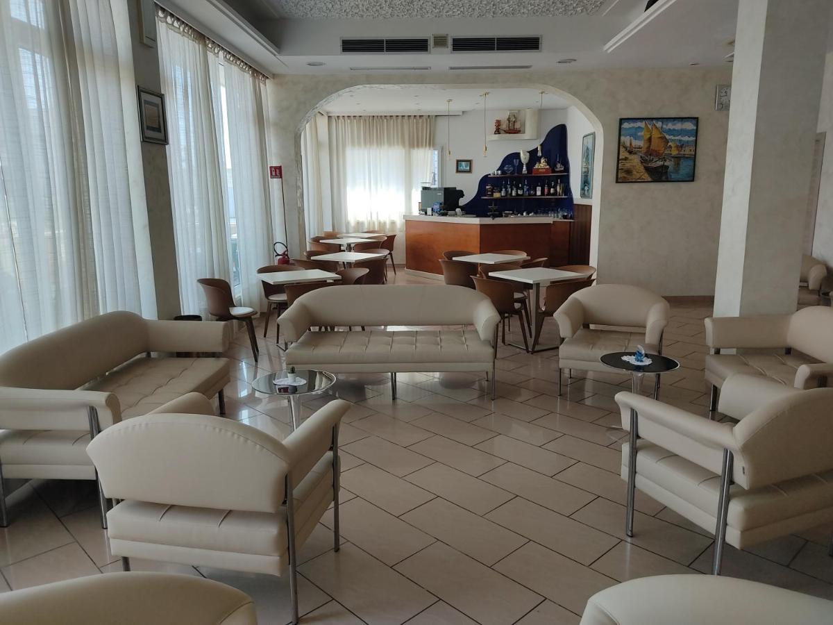 Hotel Alexander Resort Rimini Exterior photo